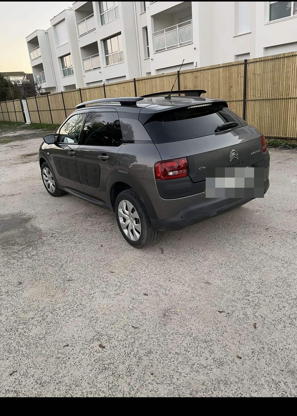 Citroën C4 Cactus rachetée en panne